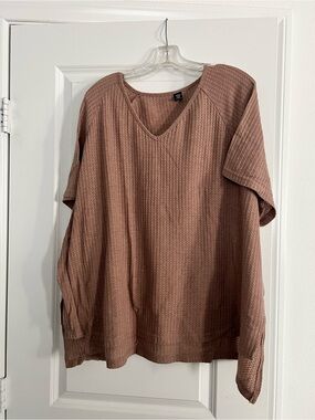 V-Neck Waffle Knit Short Sleeve Top